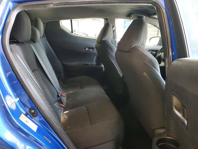 2018 TOYOTA C-HR XLE  