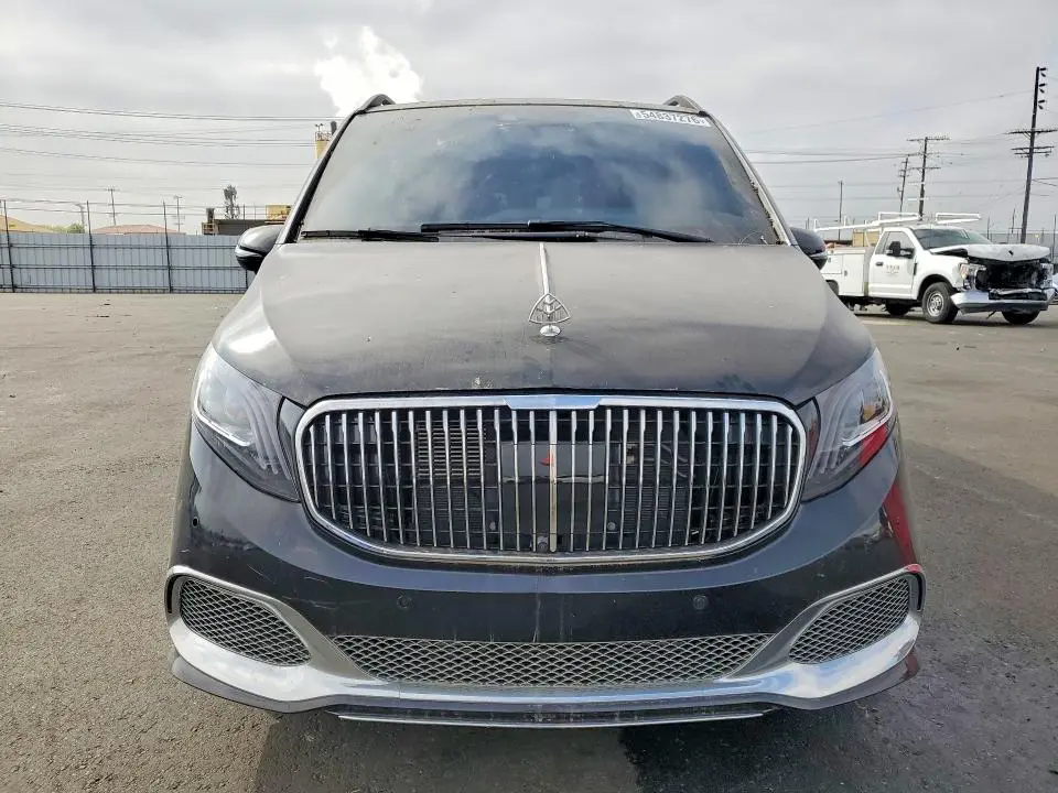 2023 MERCEDES-BENZ METRIS   