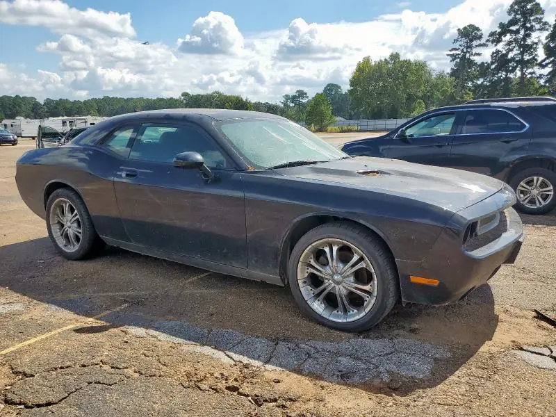2010 DODGE CHALLENGER SE  