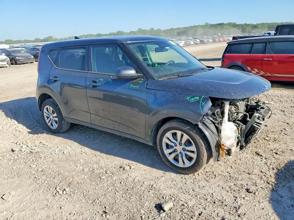 2020 KIA SOUL LX  