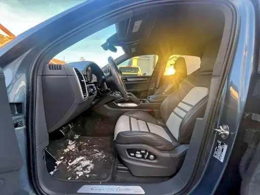 2020 PORSCHE CAYENNE TURBO  