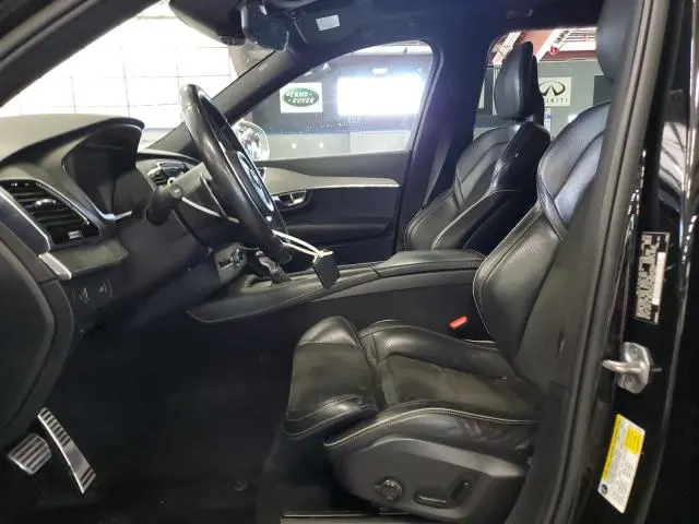 2016 VOLVO XC90 T6  