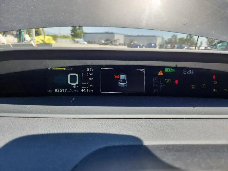 2021 TOYOTA PRIUS LE  