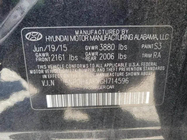 2016 HYUNDAI ELANTRA SE  