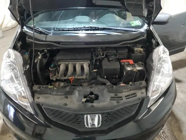 2011 HONDA FIT   