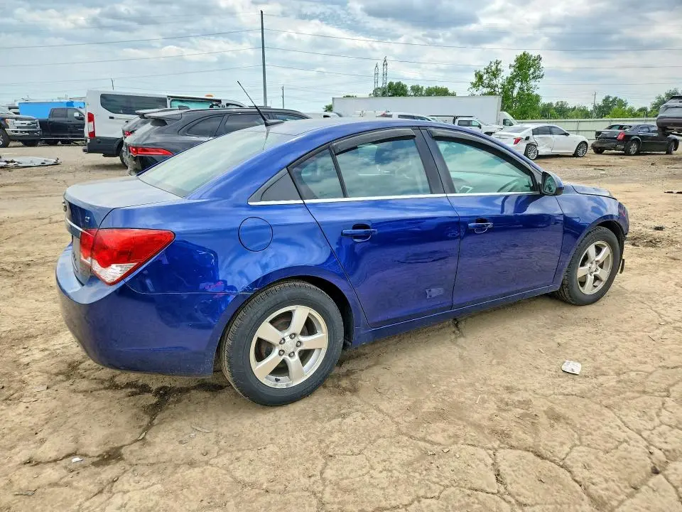 2013 CHEVROLET CRUZE LT  
