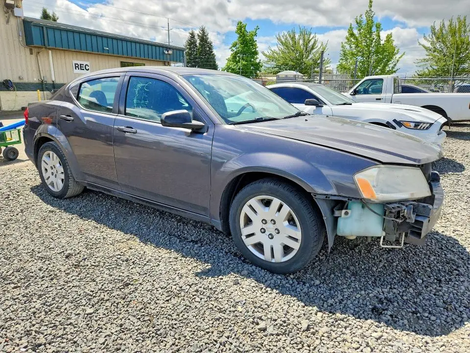 2014 DODGE AVENGER SE  