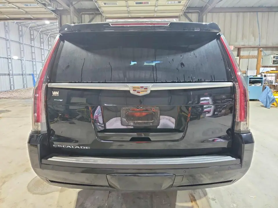 2018 CADILLAC ESCALADE PLATINUM  