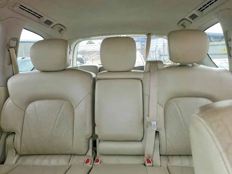 2015 INFINITI QX80 BASE  