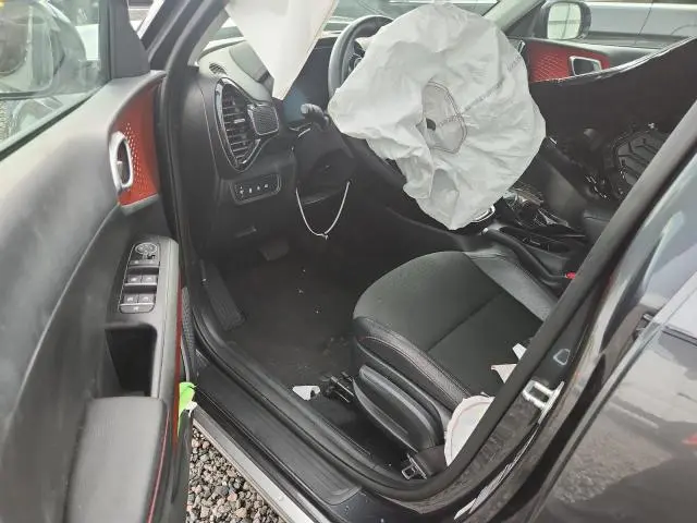 2023 KIA SOUL GT LINE  