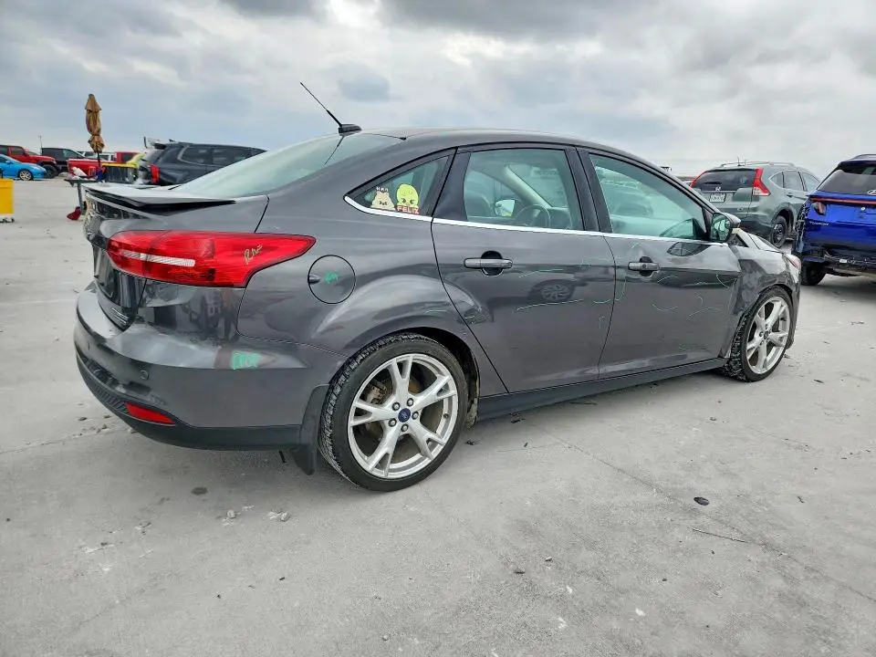 2016 FORD FOCUS TITANIUM  