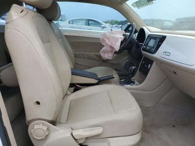 2013 VOLKSWAGEN BEETLE