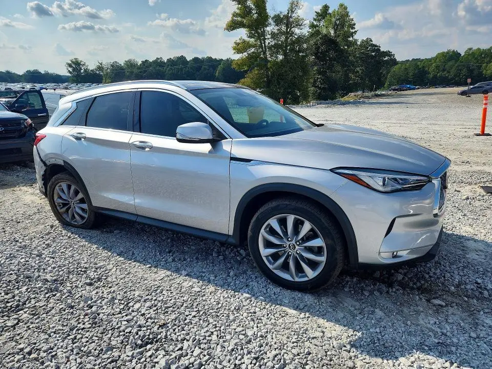 2019 INFINITI QX50 LUXE  