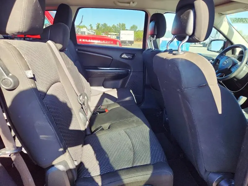 2019 DODGE JOURNEY SE  