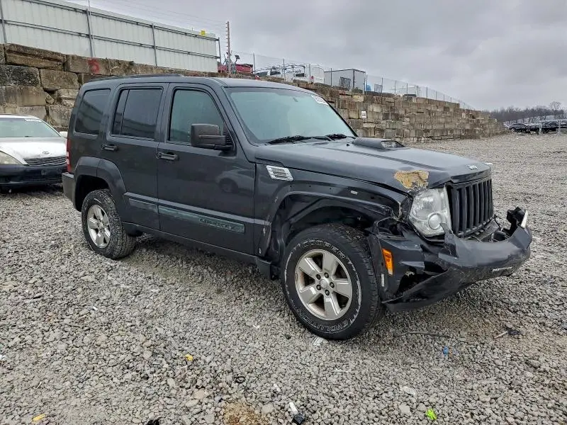 2010 JEEP LIBERTY SPORT  