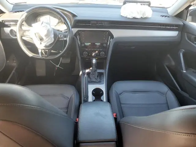 2020 VOLKSWAGEN PASSAT SE  