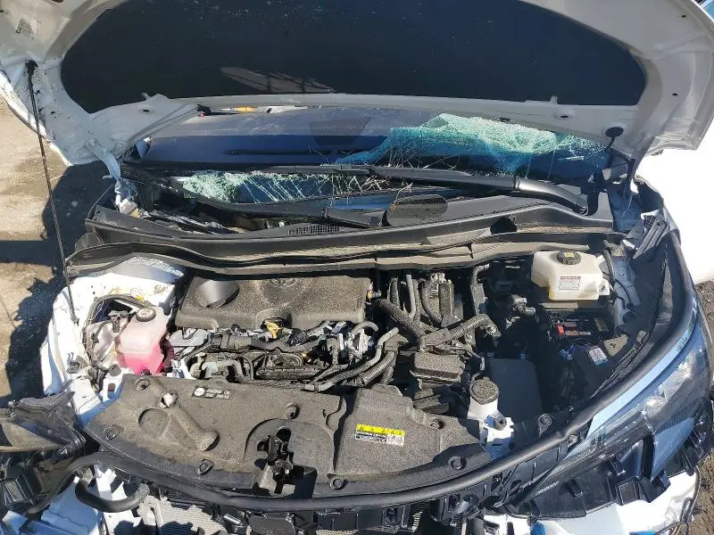 2025 TOYOTA SIENNA LE  