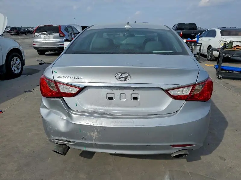 2011 HYUNDAI SONATA SE  