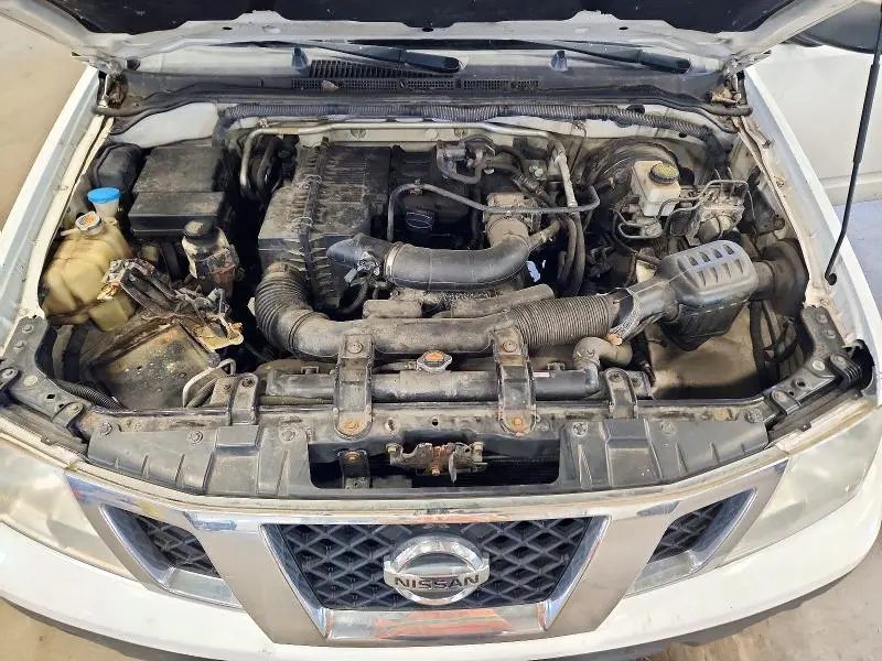 2012 NISSAN FRONTIER S  