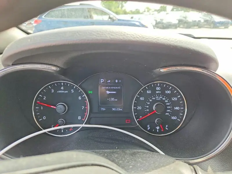 2018 KIA FORTE LX  