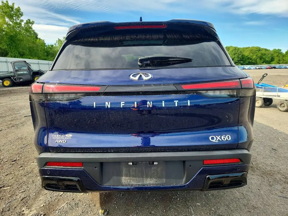 2024 INFINITI QX60 PURE  