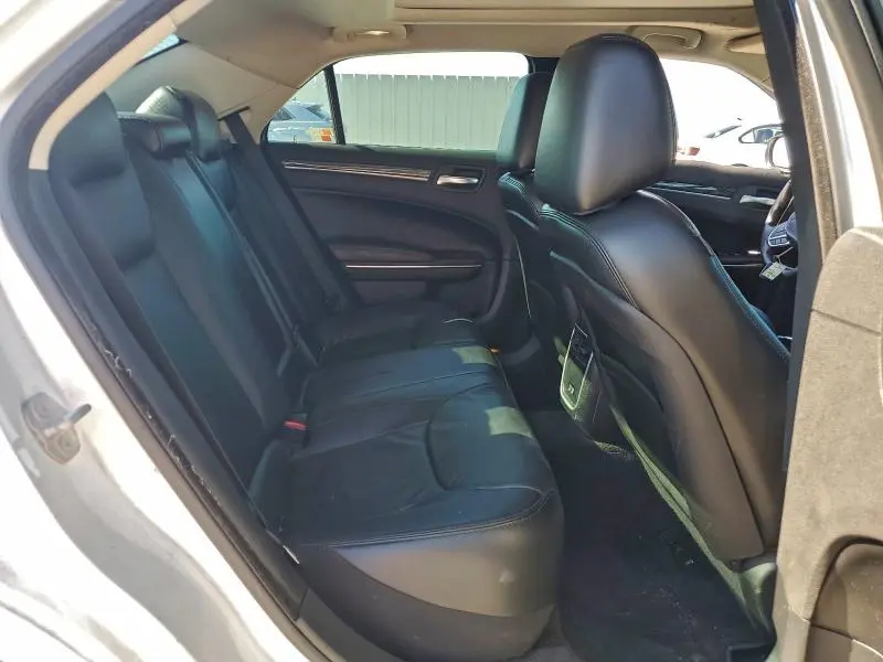 2018 CHRYSLER 300 TOURING  