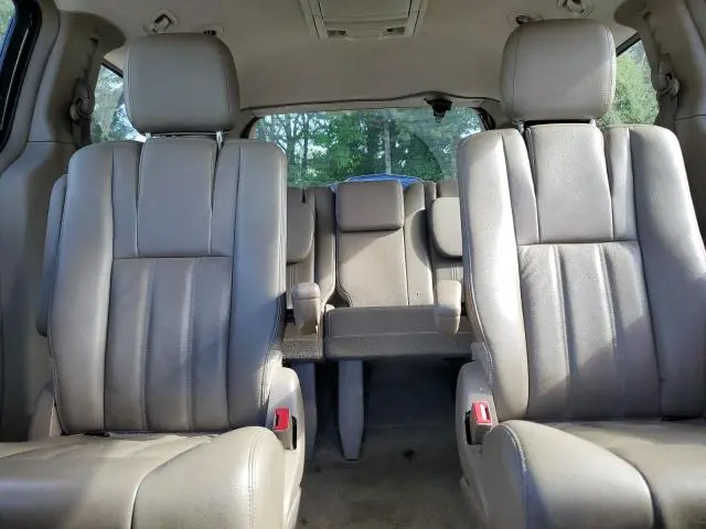 2013 CHRYSLER TOWN & COUNTRY TOURING  