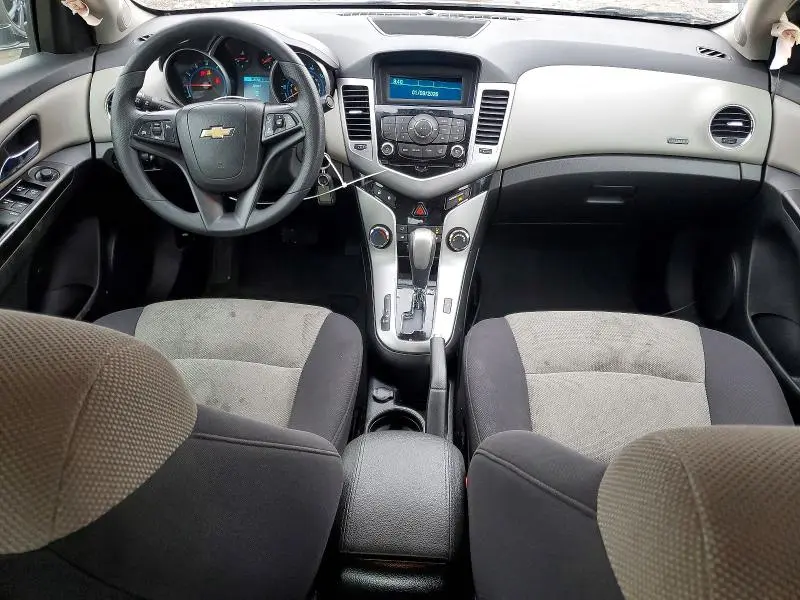 2013 CHEVROLET CRUZE LS  