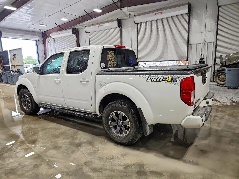 2016 NISSAN FRONTIER PRO-4X  