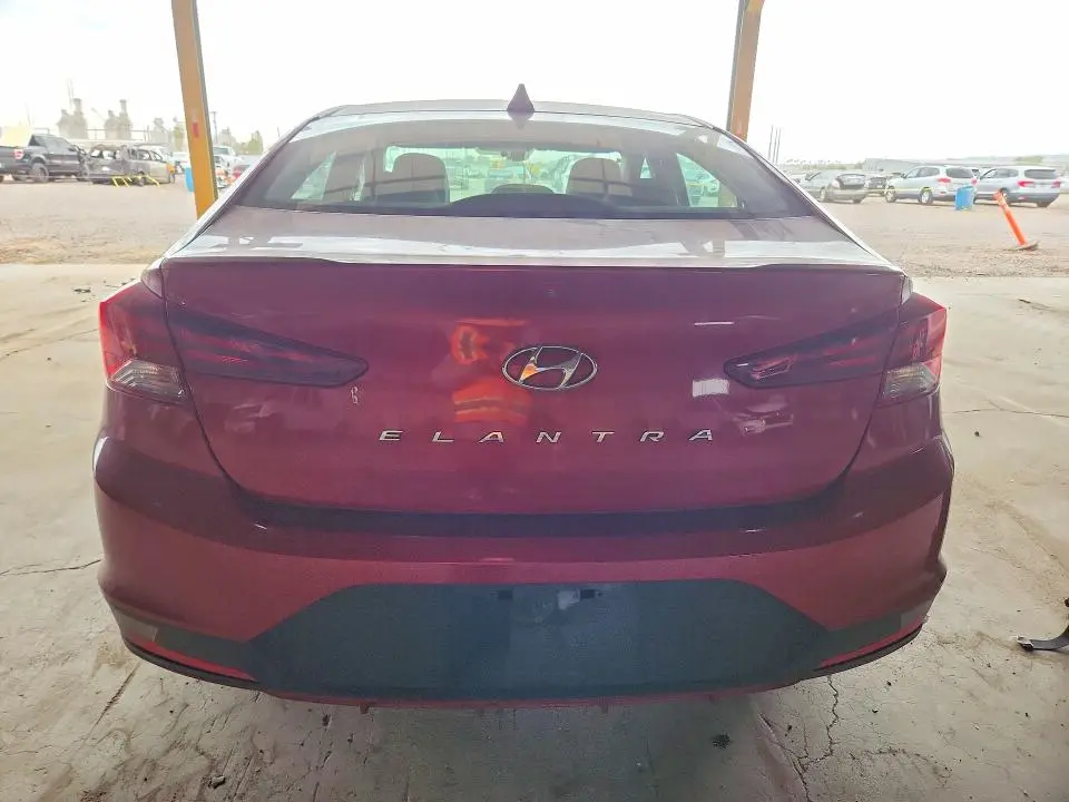 2019 HYUNDAI ELANTRA SEL  
