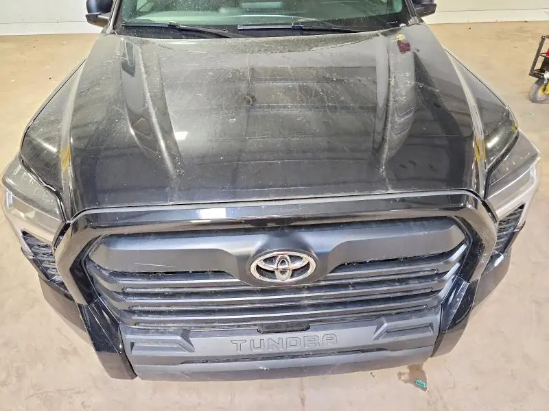 2025 TOYOTA TUNDRA SR  