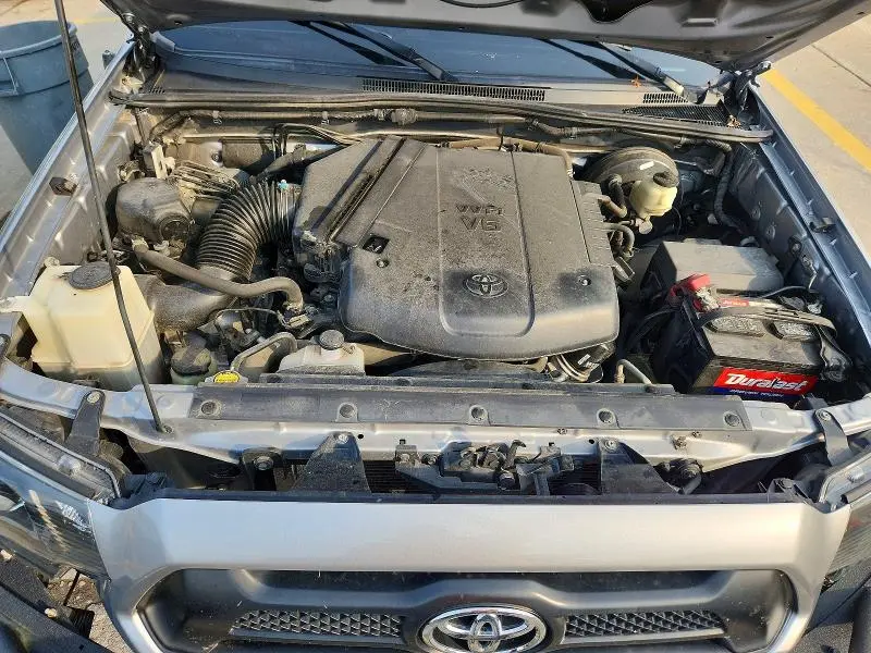 2015 TOYOTA TACOMA V6  