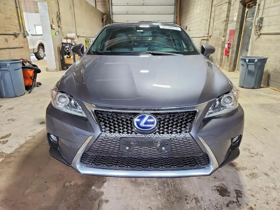 2017 LEXUS CT 200  