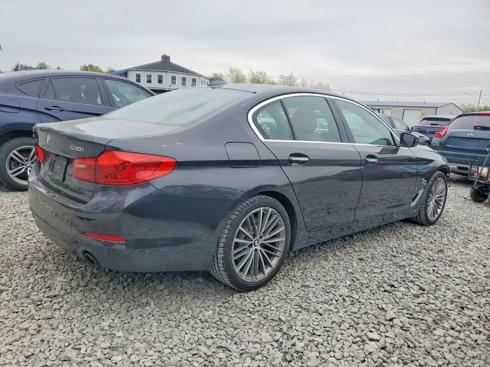 2017 BMW 530 XI  