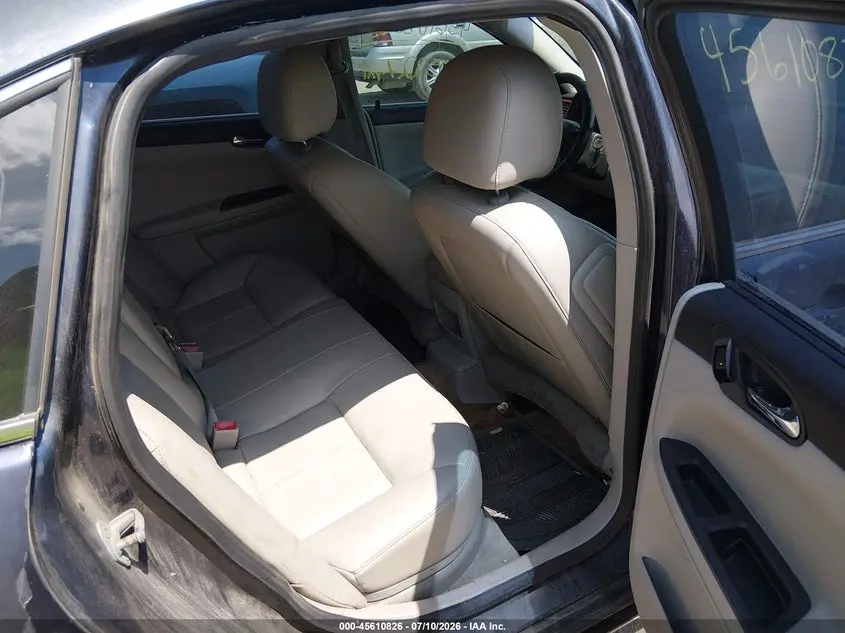 2011 CHEVROLET IMPALA LT