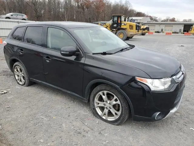 2015 MITSUBISHI OUTLANDER SE  