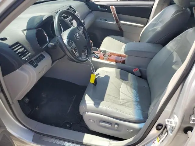 2013 TOYOTA HIGHLANDER LIMITED  