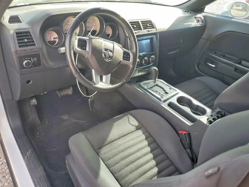 2013 DODGE CHALLENGER SXT  