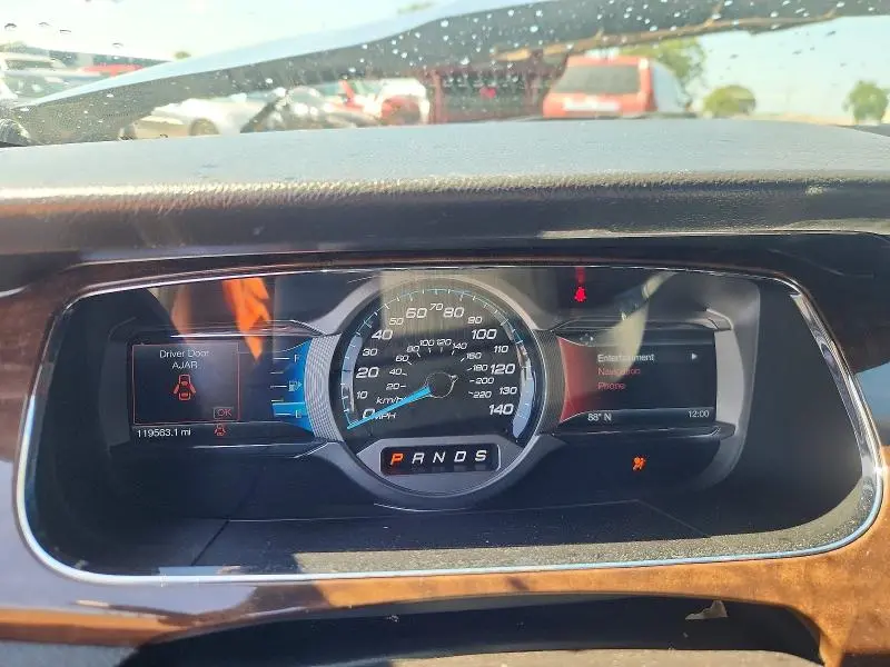 2015 FORD TAURUS LIMITED  