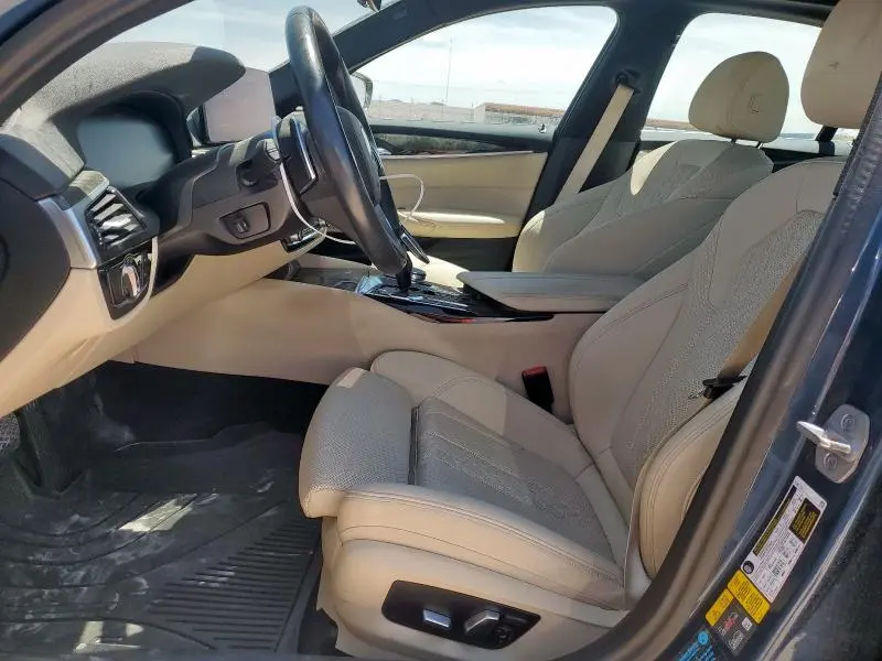2023 BMW 530E   
