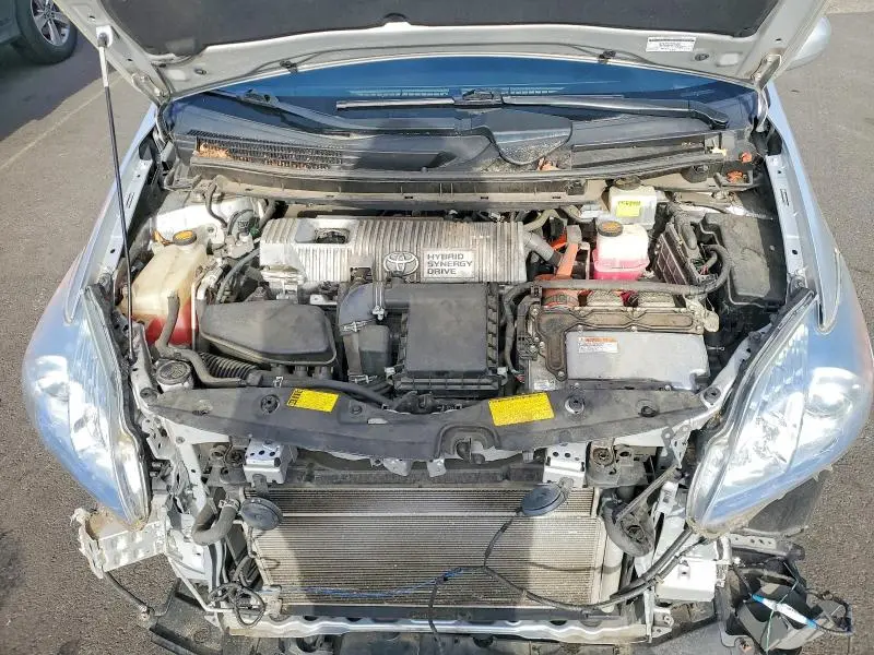 2011 TOYOTA PRIUS THREE  