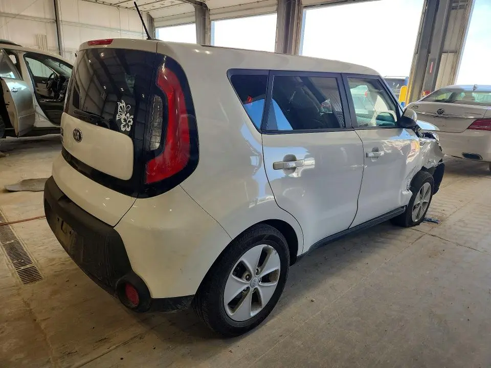 2016 KIA SOUL   