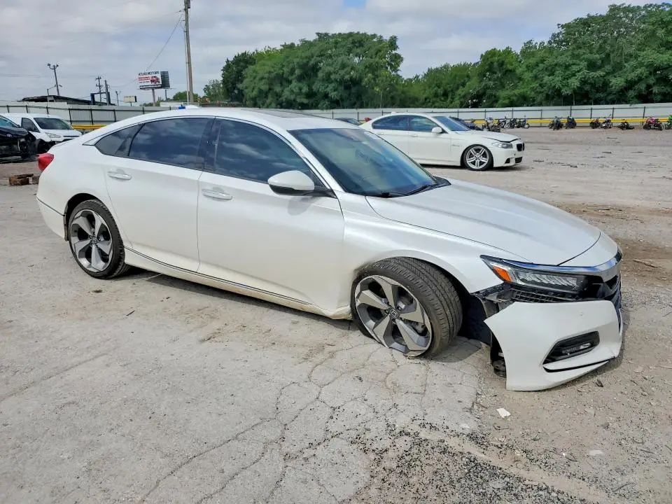 2020 HONDA ACCORD   
