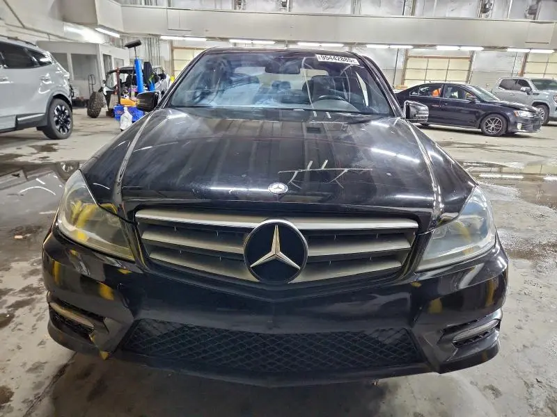 2013 MERCEDES-BENZ C 250  