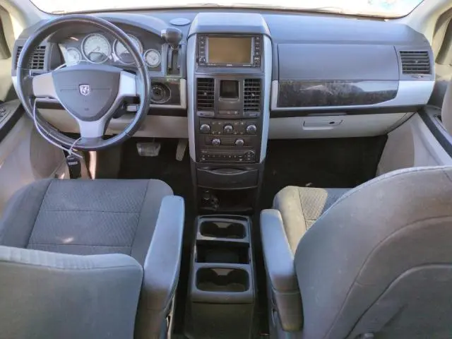 2010 DODGE GRAND CARAVAN SXT  