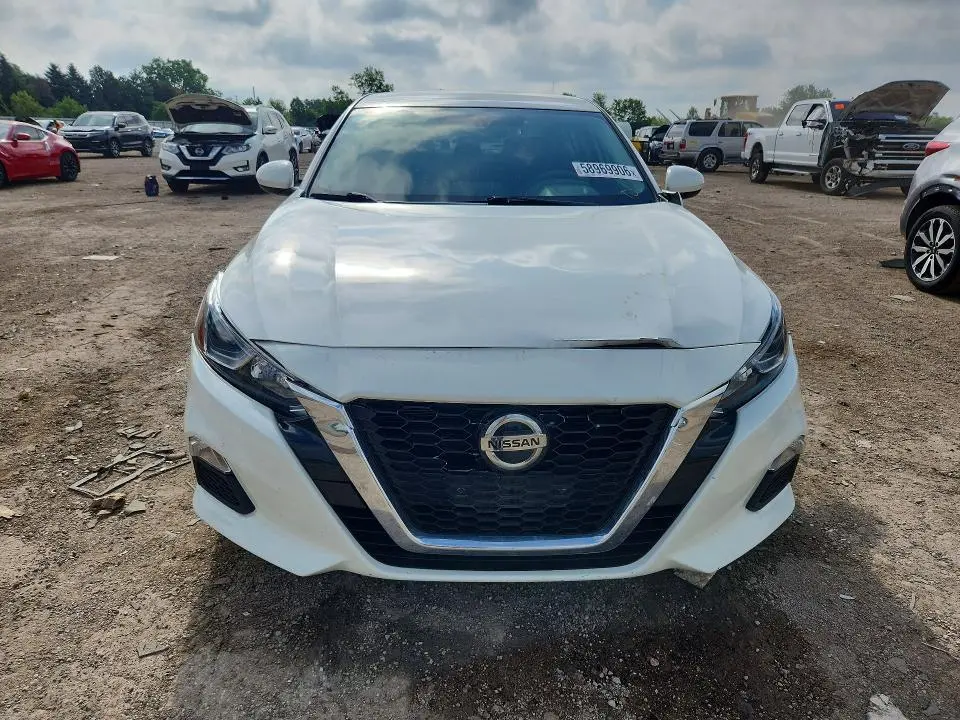 2019 NISSAN ALTIMA S  