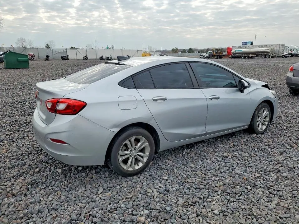2019 CHEVROLET CRUZE LS  