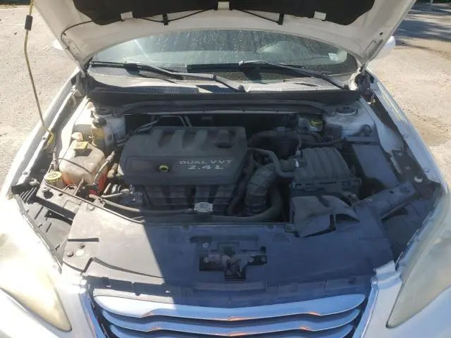 2011 CHRYSLER 200 LX  