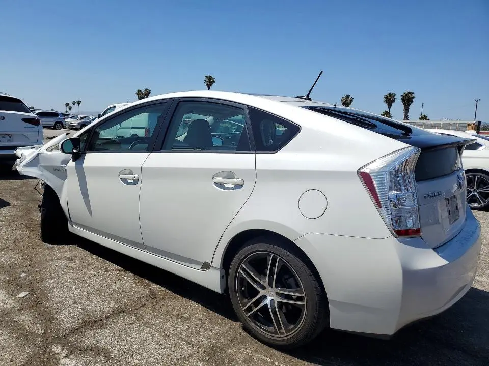 2010 TOYOTA PRIUS IV  