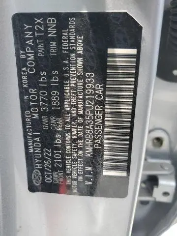 2023 HYUNDAI VENUE SE  